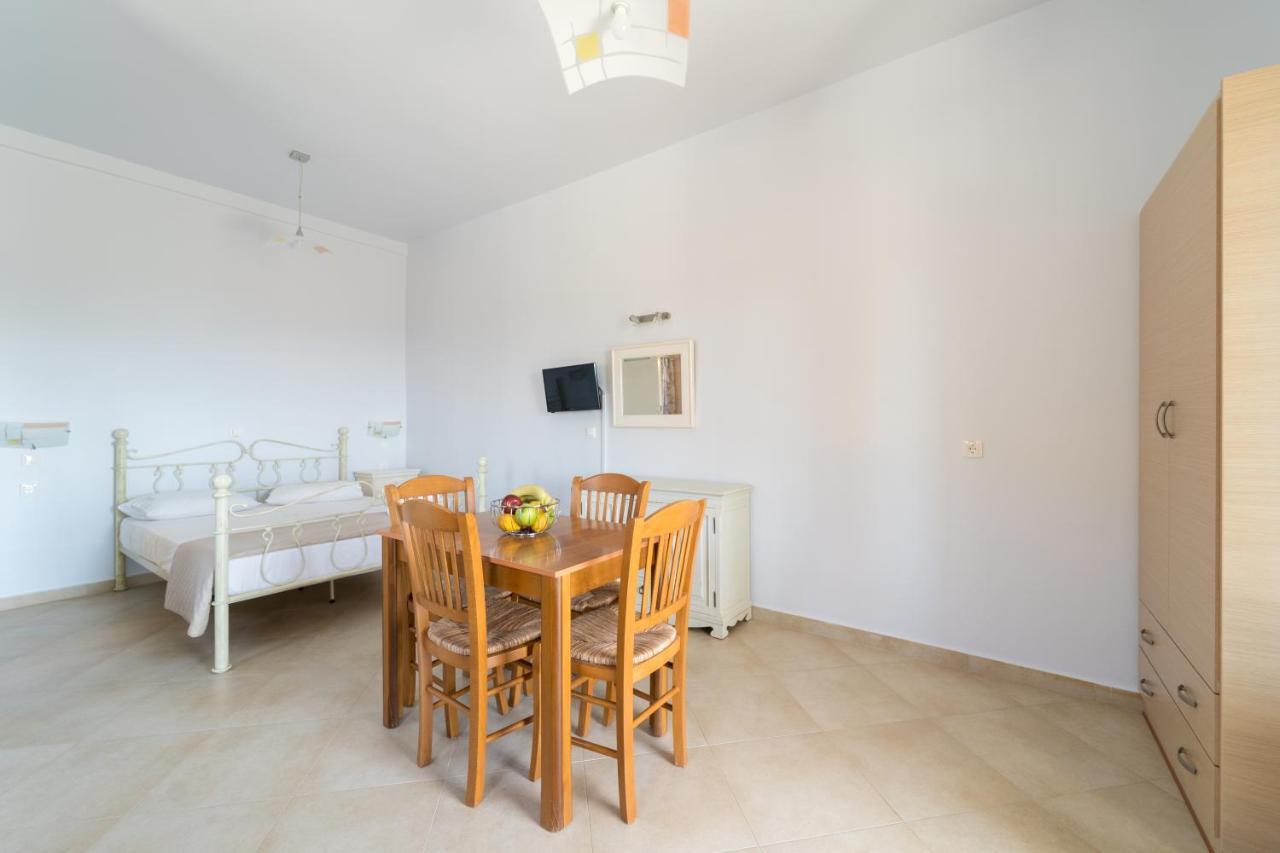 Vilatoria Guesthouse Agia Thekli Экстерьер фото